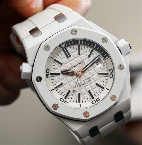 audemars piguet royal oak offshore weiss